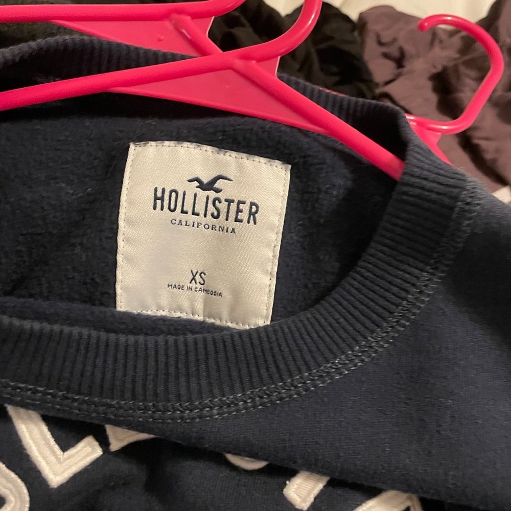 Sweatshirt - Picture 2 of 2